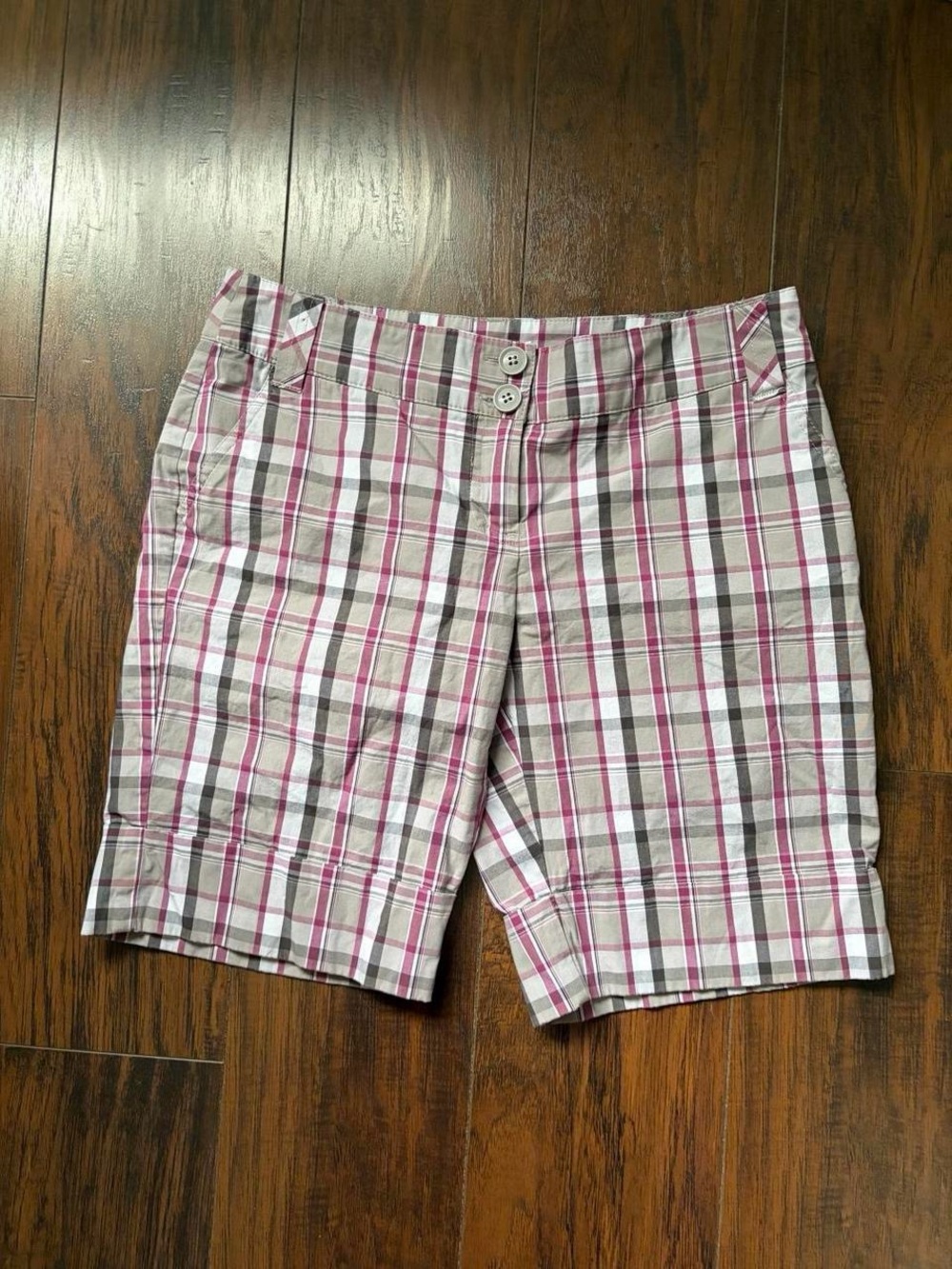 Y2K Ricki's Pink & Gray Plaid Bermuda Shorts